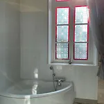 Le Jardin Du Clocheton, Jardin Et Parkings Privés, Centre Apartamento Étretat