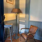 Le Jardin Du Clocheton, Jardin Et Parkings Privés, Centre Apartamento Étretat