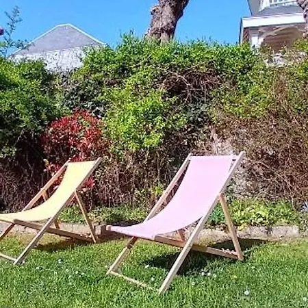 Le Jardin Du Clocheton, Jardin Et Parkings Prives, Centre Étretat